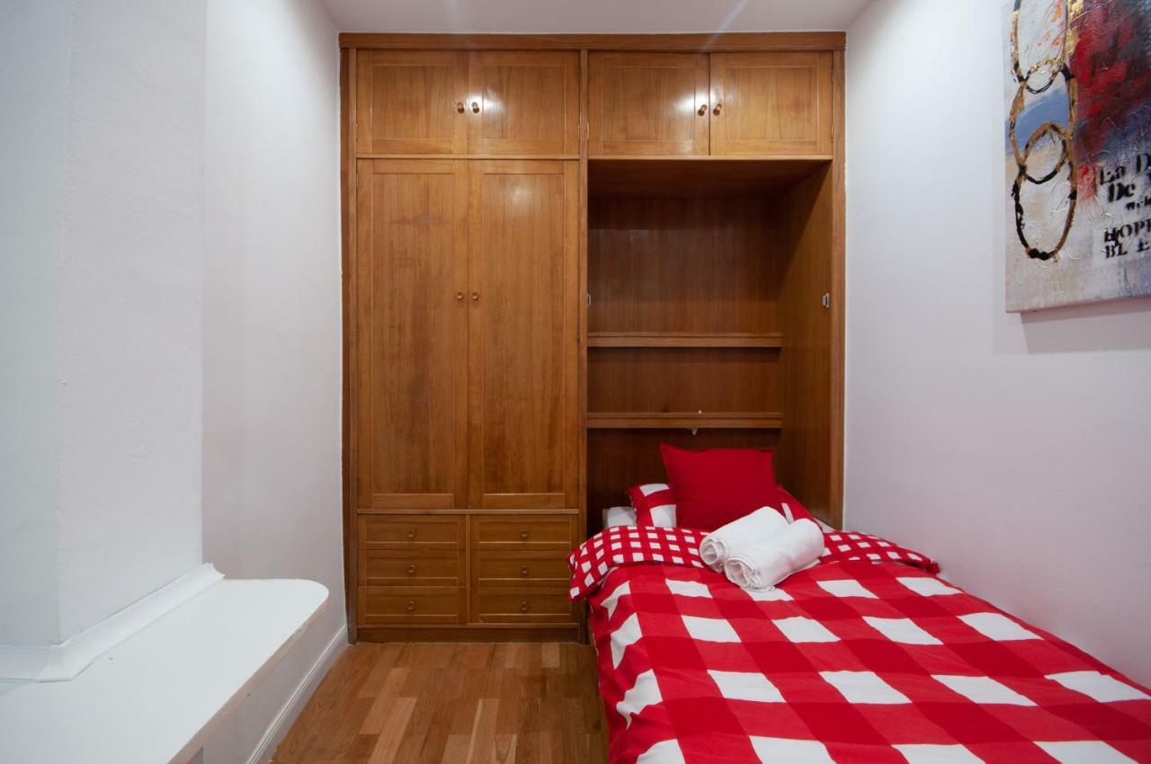Acogedor Apartamento Lavapies Madrid Luaran gambar